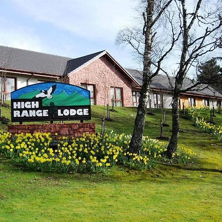 High Range Lodge Hotel Авимор Экстерьер фото