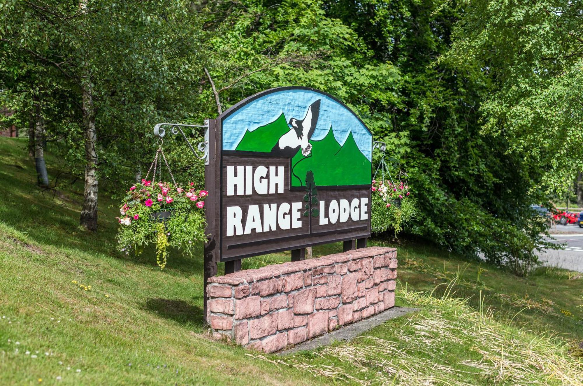 High Range Lodge Hotel Авимор Экстерьер фото